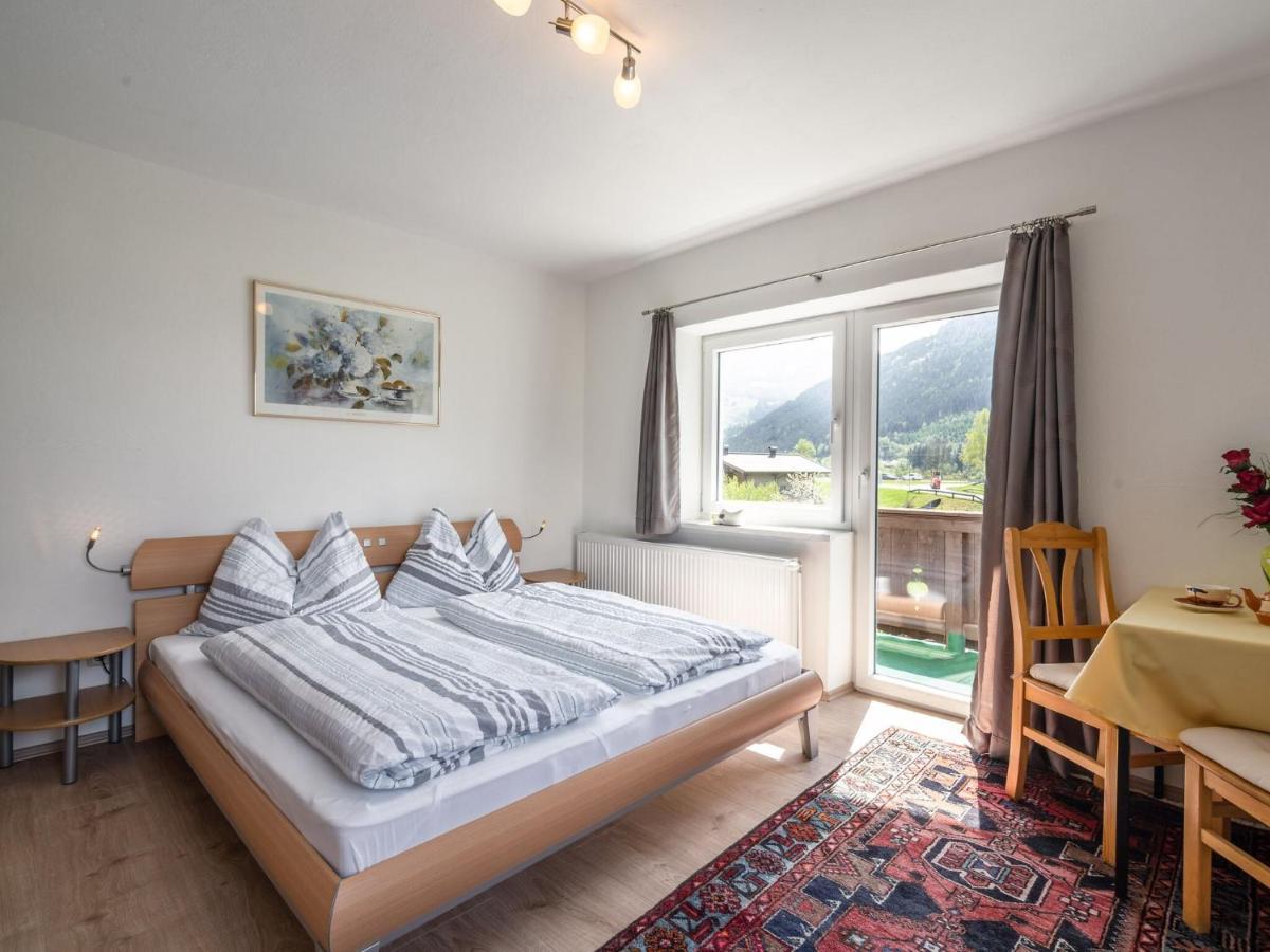 Modern Apartment Near Ski Area In M Hlbach Dorf  Buitenkant foto